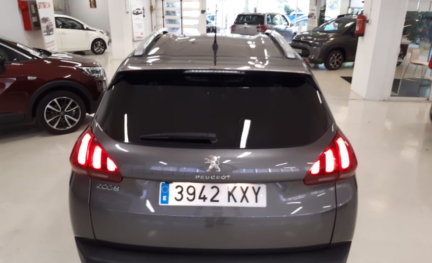 PEUGEOT 2008 1.2 PureTech 96KW 130cv Allure