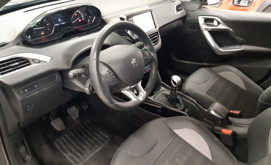 PEUGEOT 2008 1.2 PureTech 96KW 130cv Allure