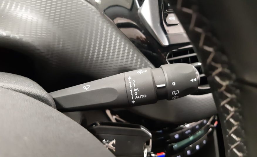 PEUGEOT 2008 1.2 PureTech 96KW 130cv Allure