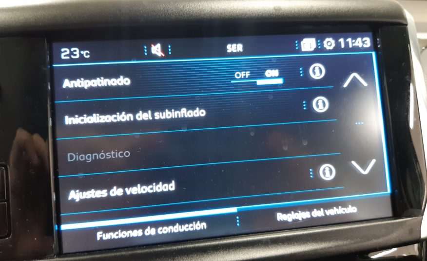 PEUGEOT 2008 1.2 PureTech 96KW 130cv Allure