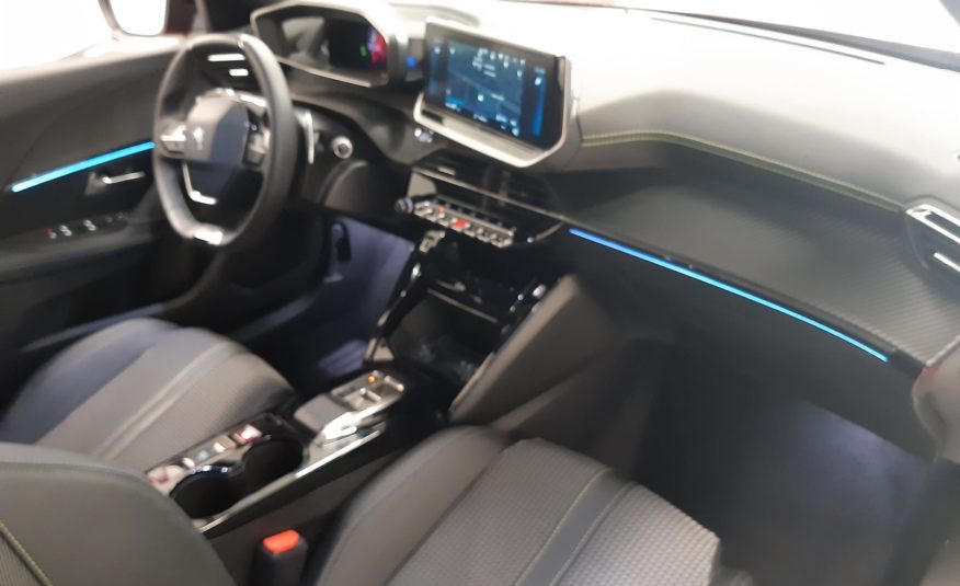 PEUGEOT 2008 2 BlueHDI 130 S&S EAT8 GT