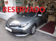 TOYOTA Auris 1.4 90D BUSINESS