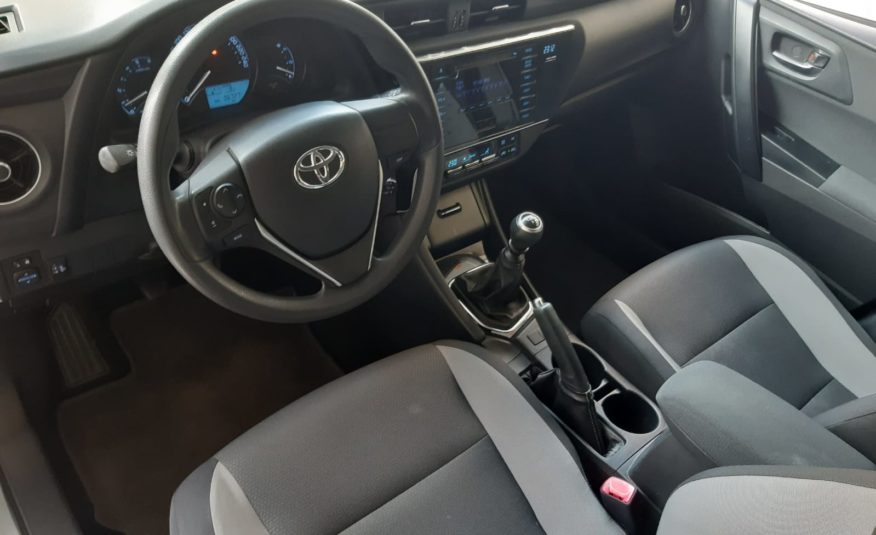 TOYOTA Auris 1.4 90D BUSINESS