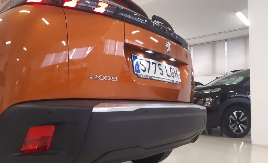 PEUGEOT 2008 2 Puretech 100cv S&S BVM6 Allure